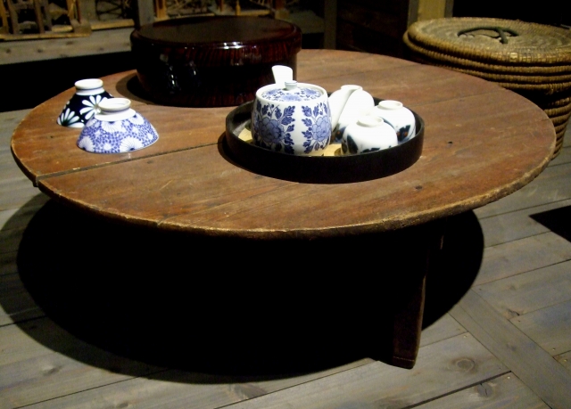 昭和レトロなお部屋を提案！かわいい昭和の食卓