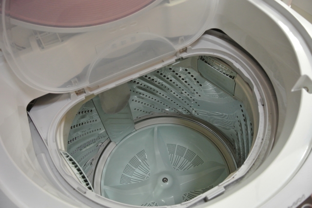 全自動洗濯機の掃除の方法って？もしかして分解掃除できる？