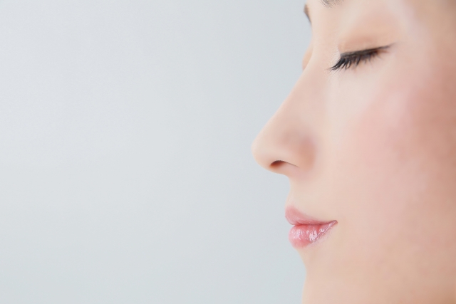 鼻呼吸に変えるだけで睡眠・美容・健康の効果が得られる？！